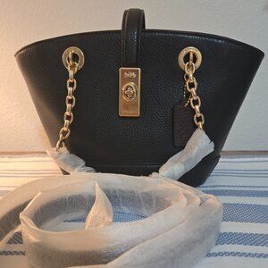 COACH C8399 - LANE BUCKET BAG GOLD/BLACK MULTI